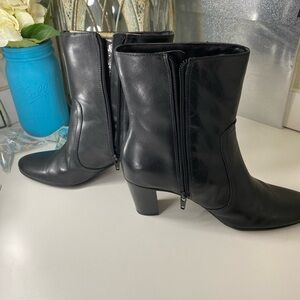 Covington ankle zip up leather boots